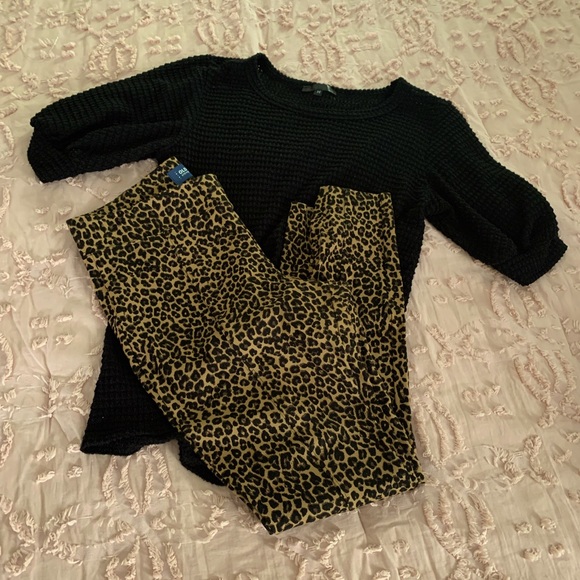 Old Navy Pants - 🍭Old navy “Stevie” leopard 🐆 leggings🍭